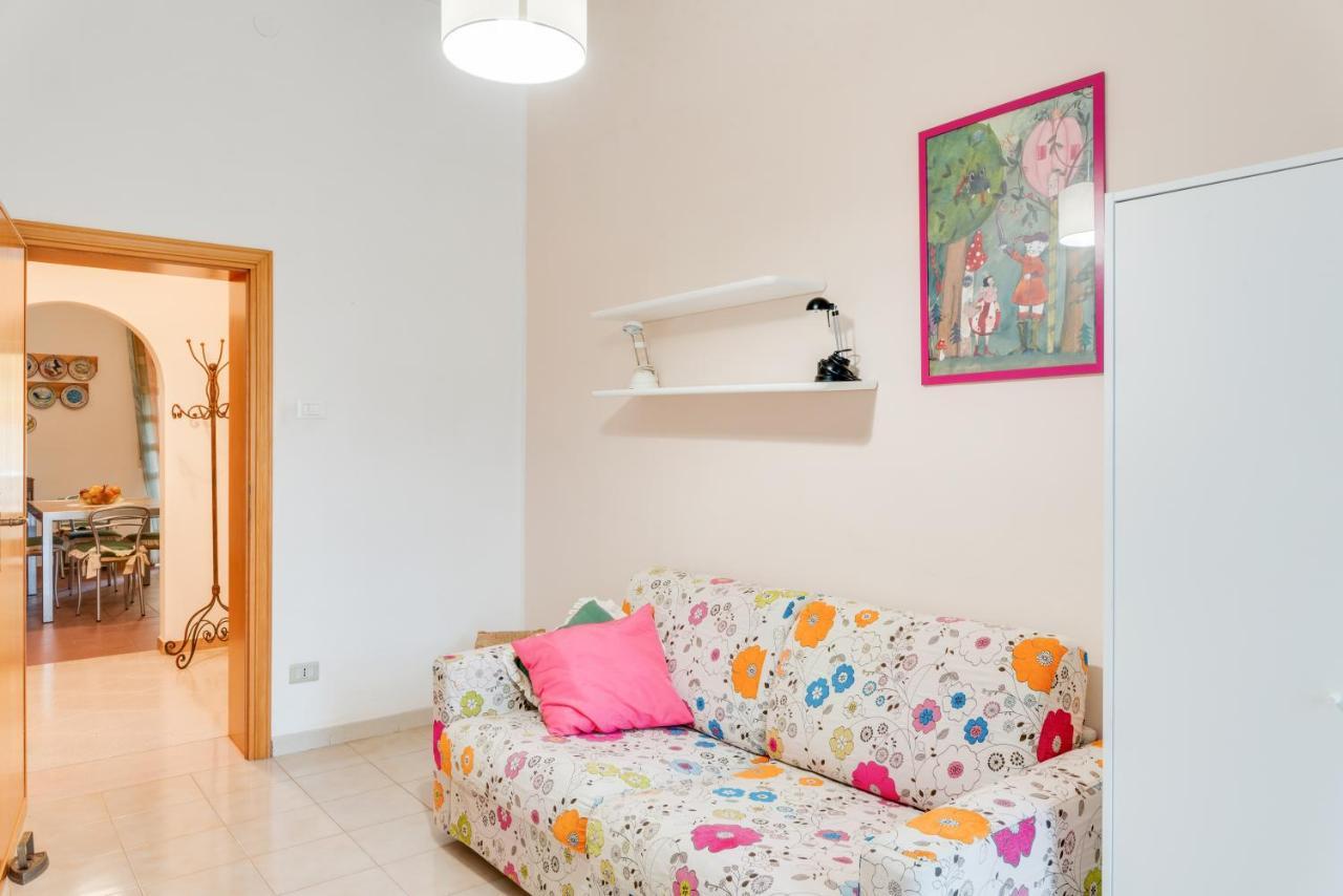 Marradi Apartment With Balcony Livorno Ngoại thất bức ảnh
