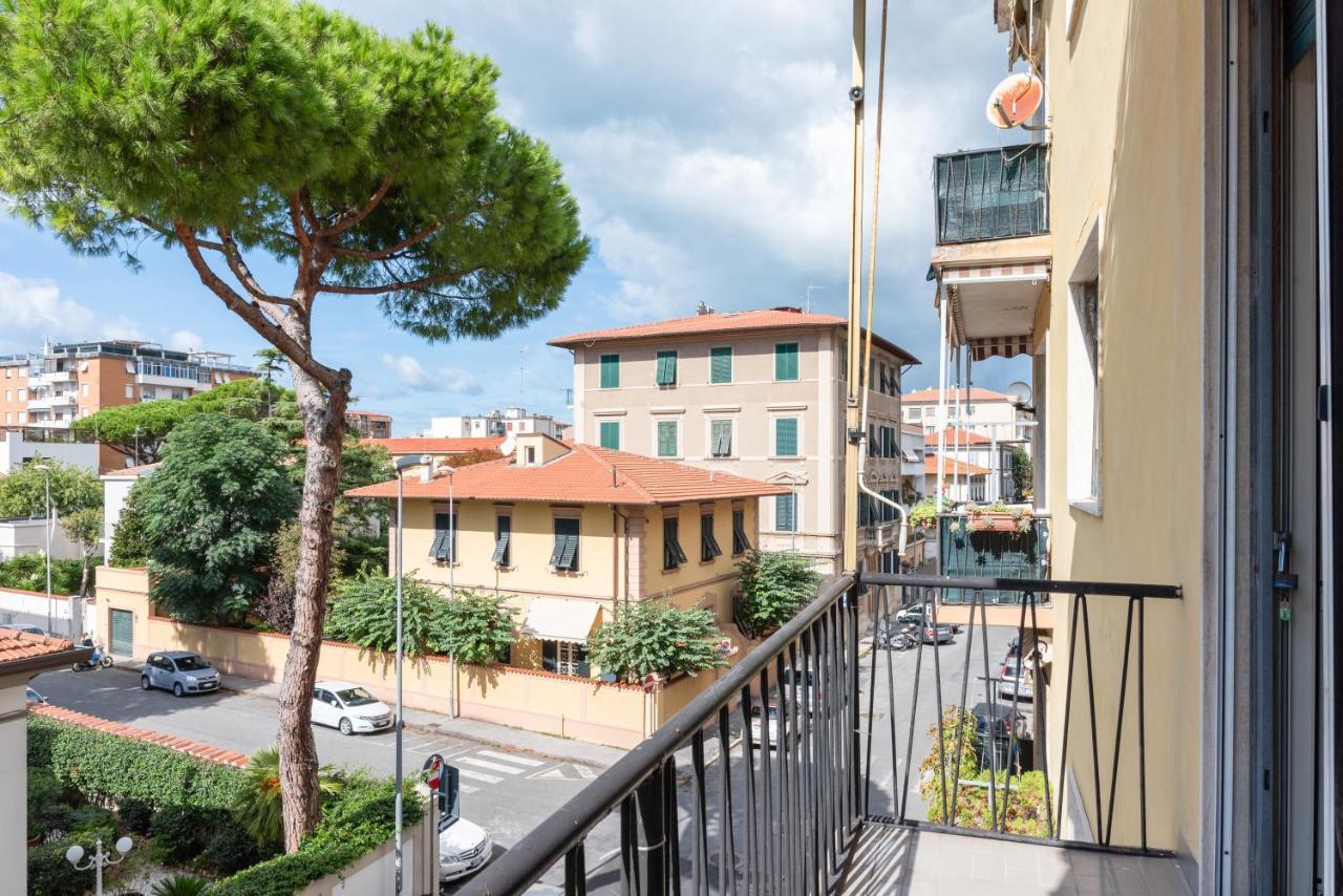 Marradi Apartment With Balcony Livorno Ngoại thất bức ảnh