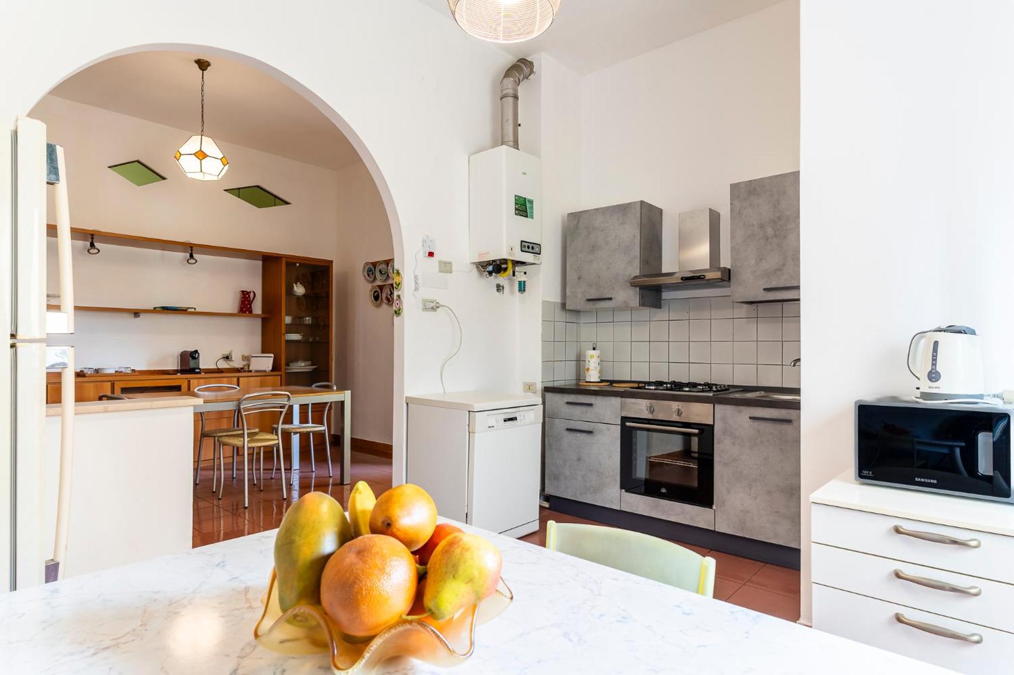 Marradi Apartment With Balcony Livorno Ngoại thất bức ảnh